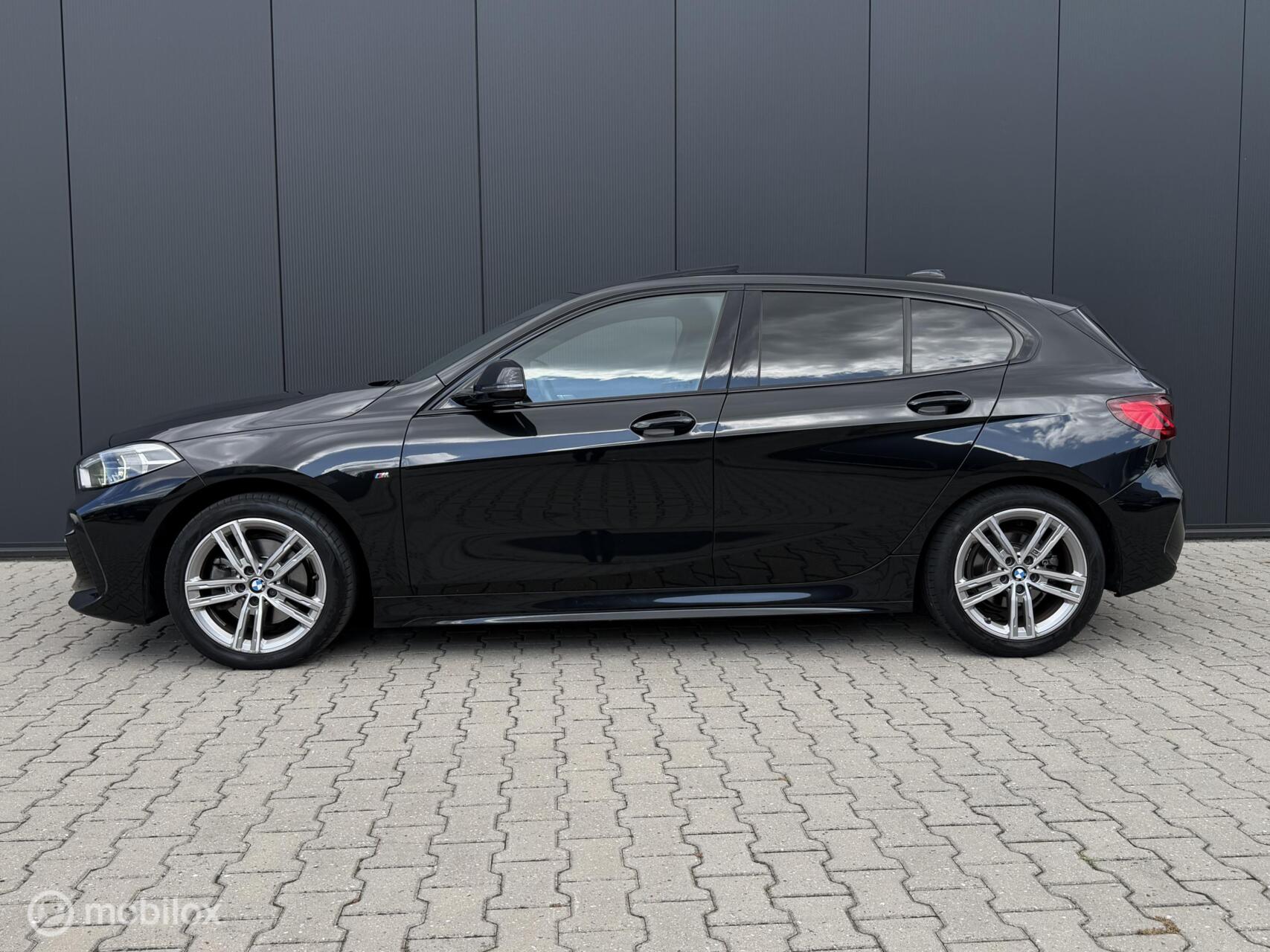 Foto van BMW 118i
