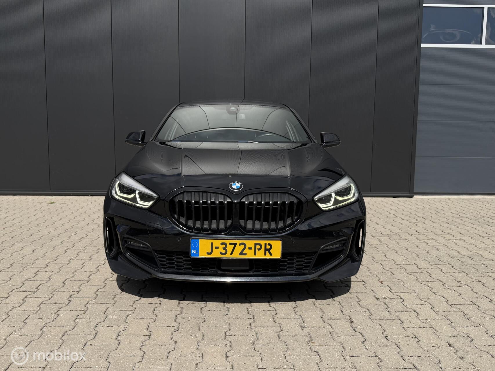 Foto van BMW 118i