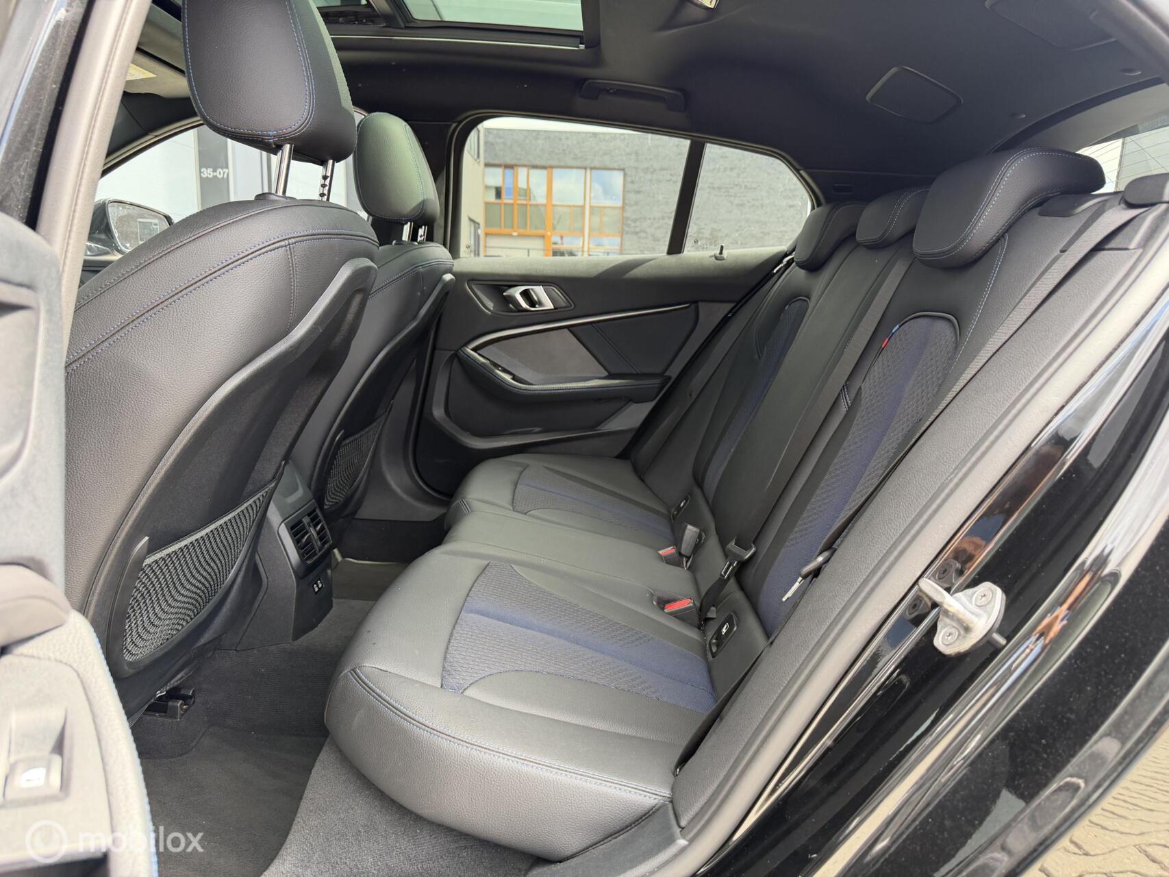 Foto van BMW 118i