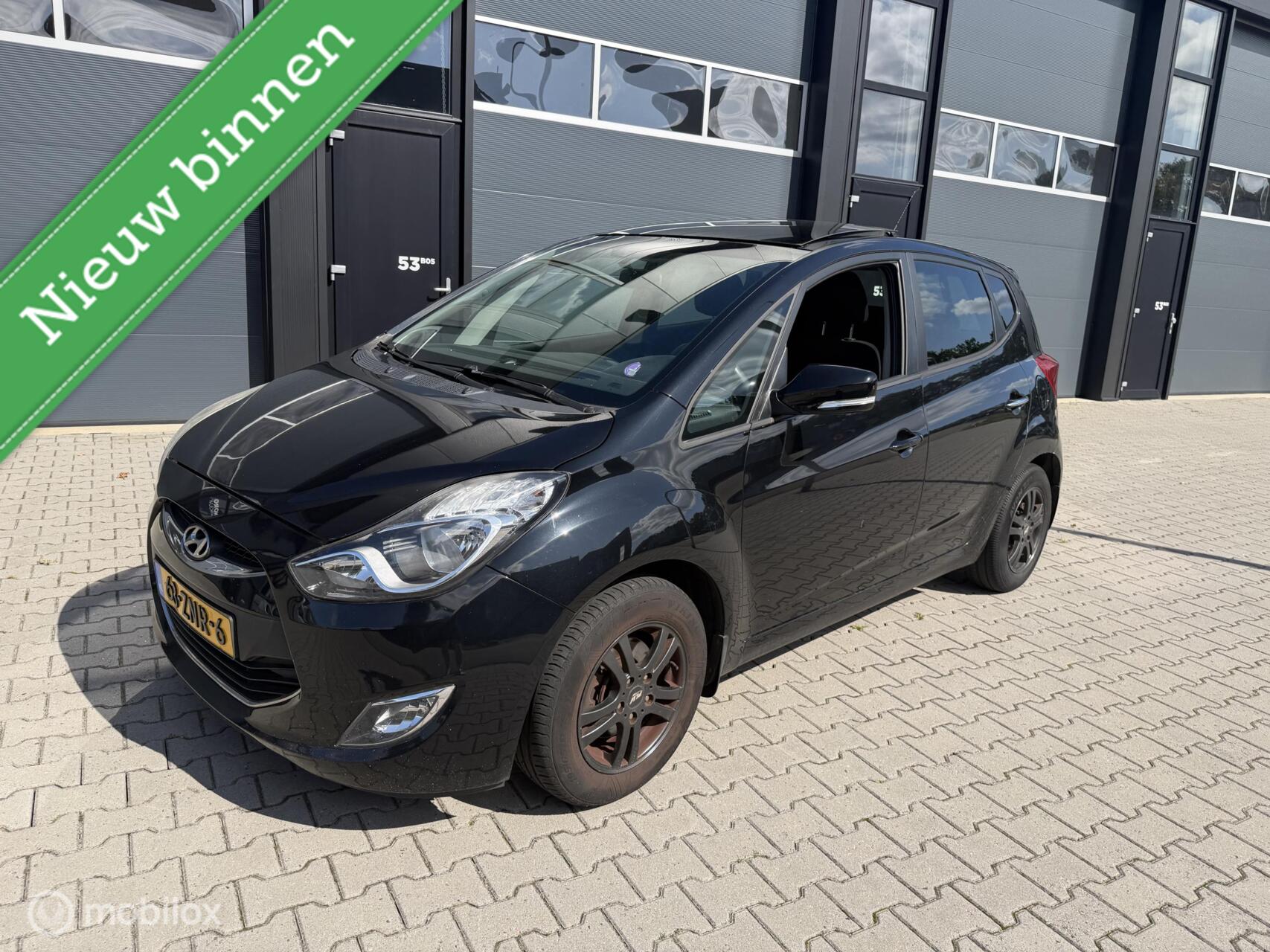 Hyundai Ix20 1.4i i-Vision 2013 - voorkant