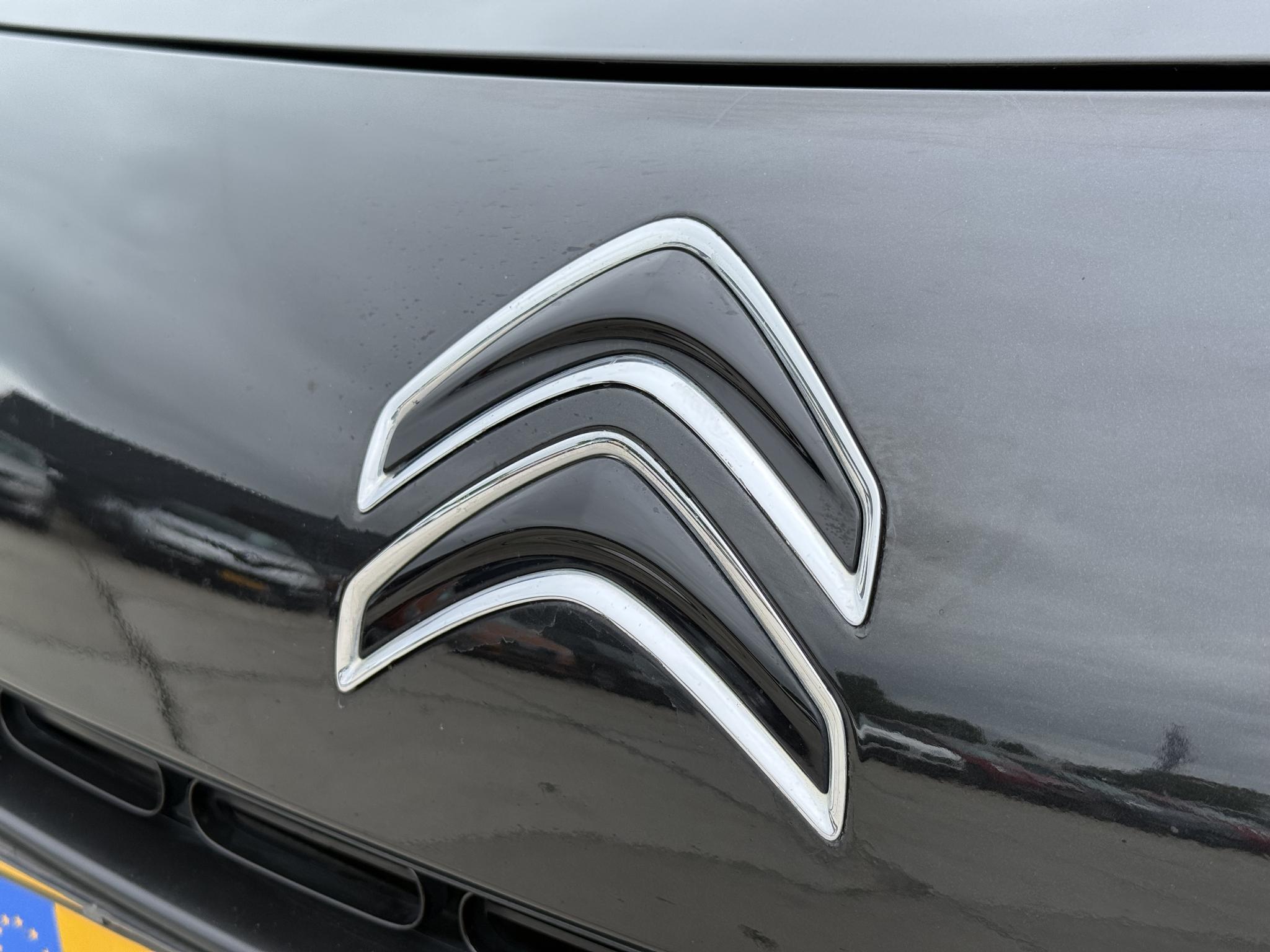 Foto van Citroen C4 Cactus