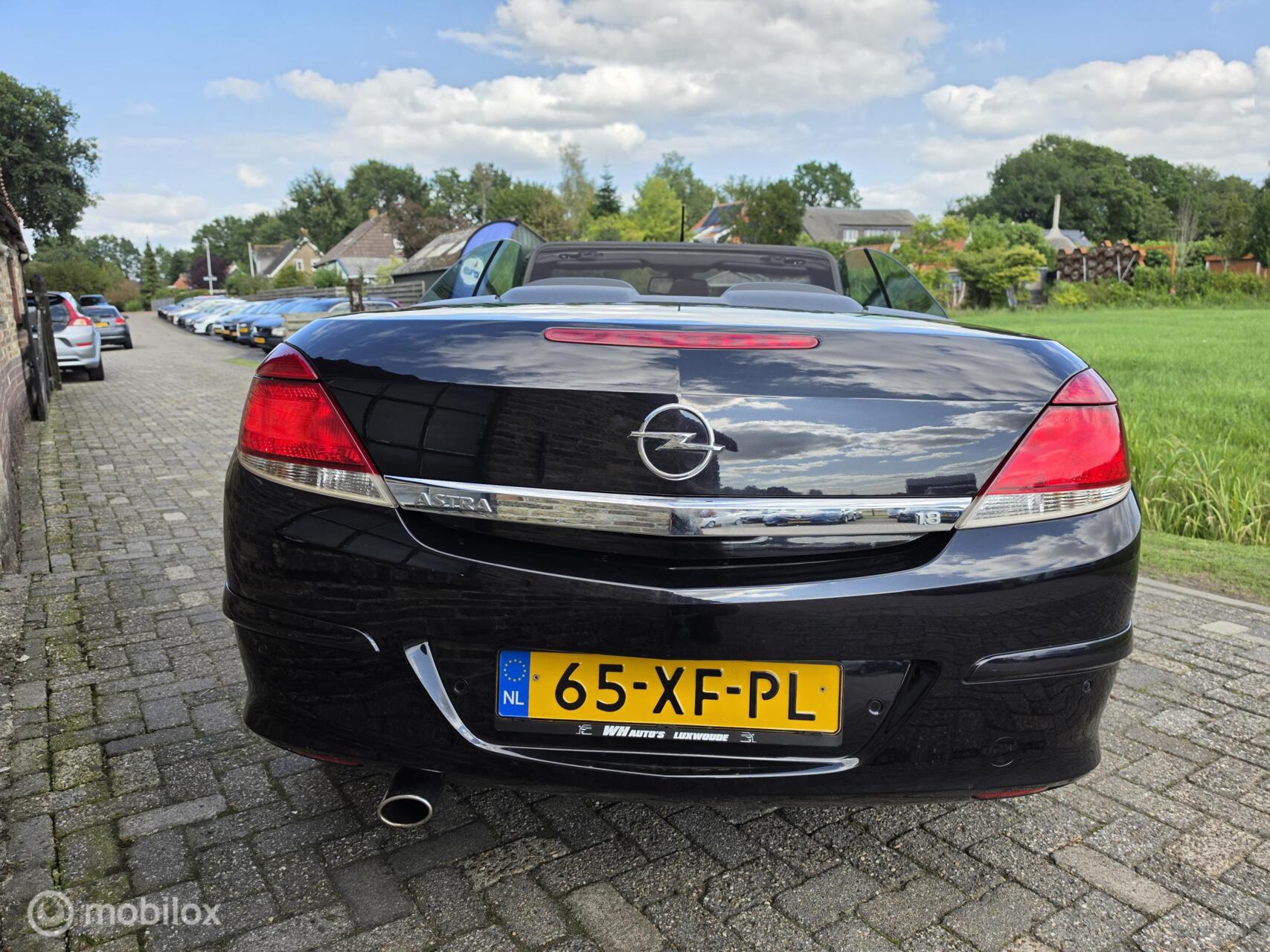 Foto van Opel Astra Twin Top