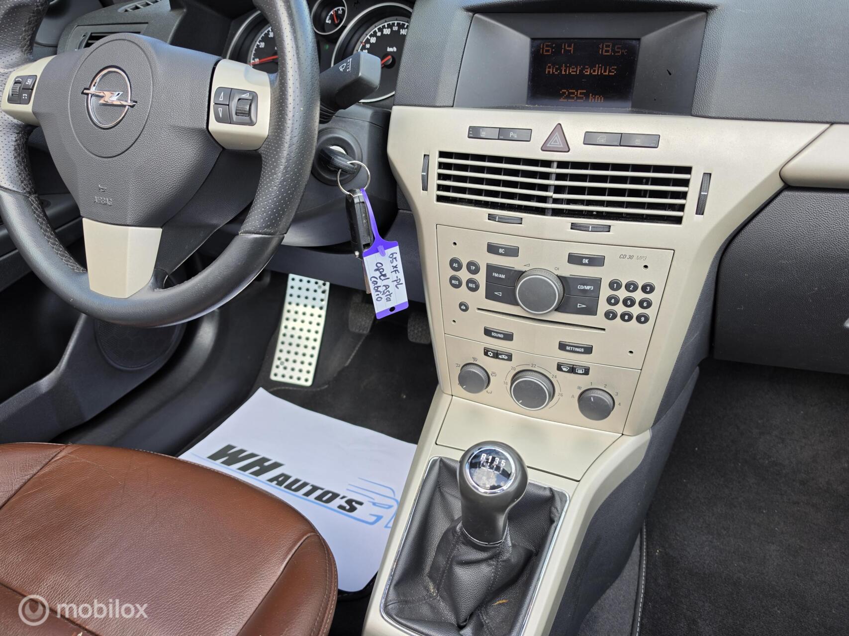Foto van Opel Astra Twin Top