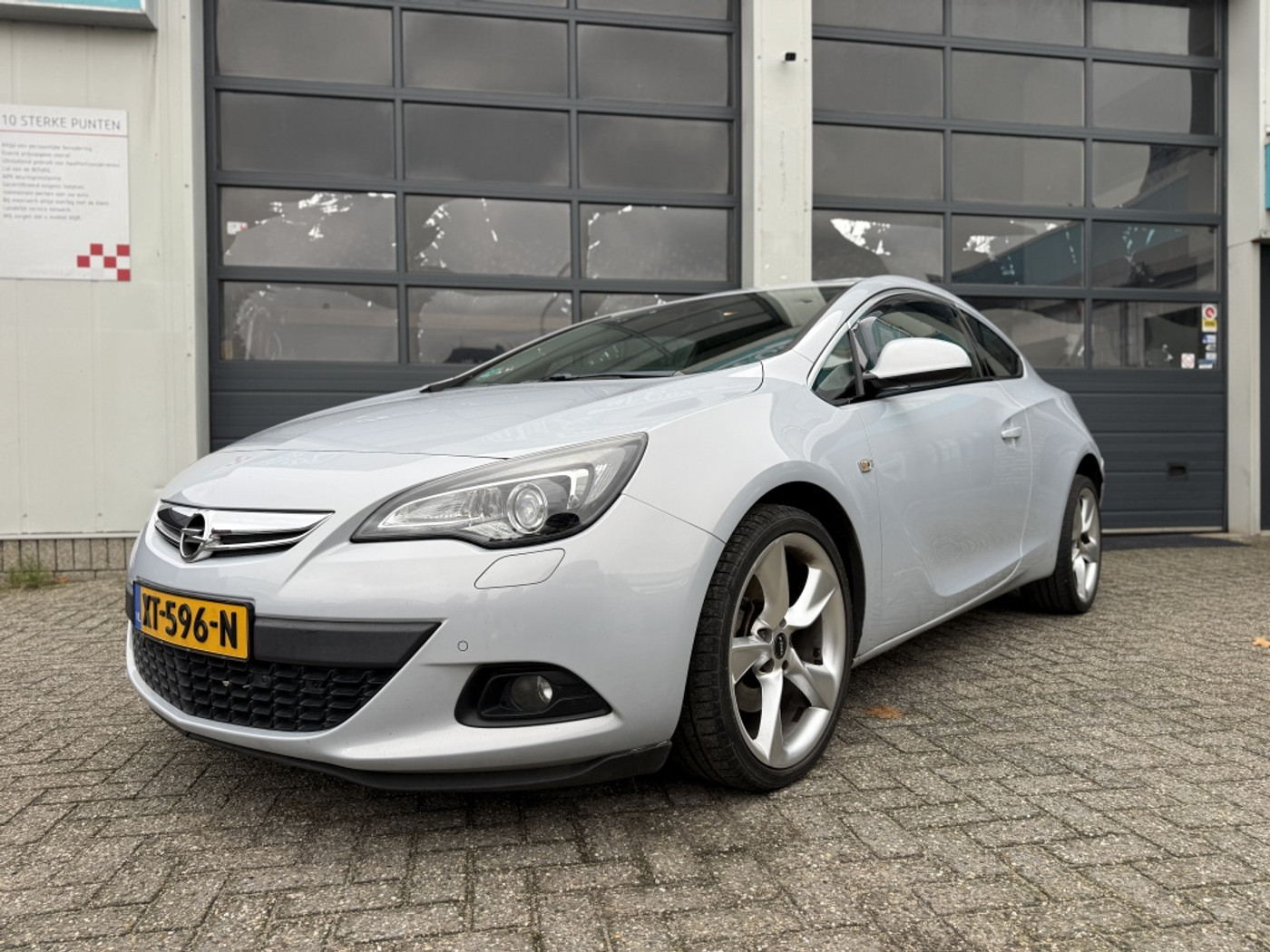 Foto van Opel Astra GTC