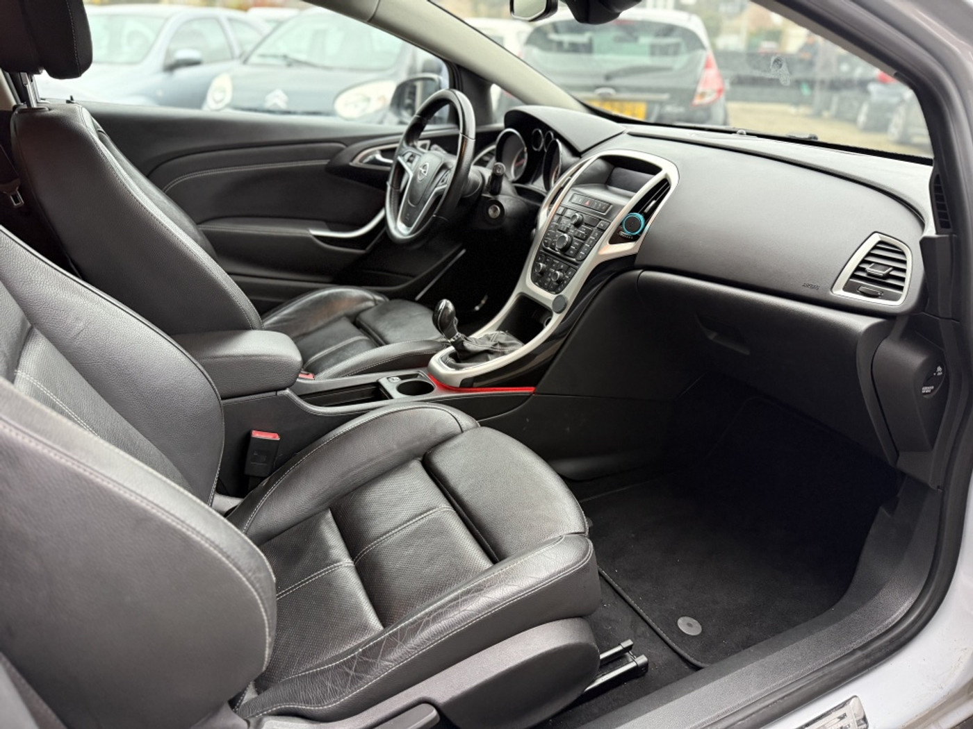 Foto van Opel Astra GTC