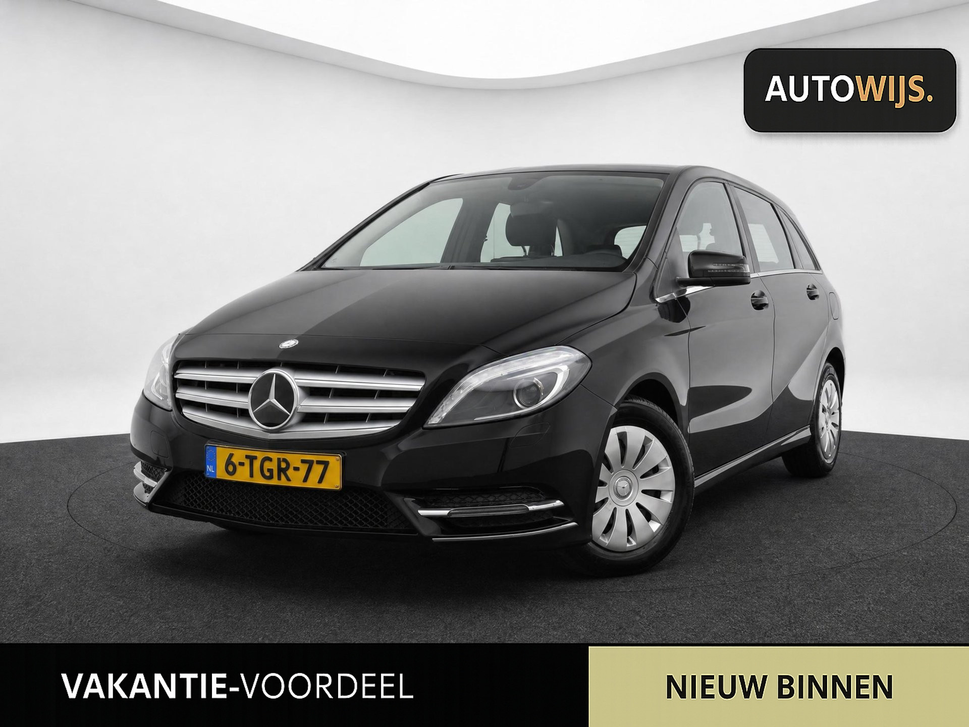 Mercedes-Benz B 180 180 Ambition|NL AUTO|NAVI|AUT|LED|LEDER 2014 - voorkant