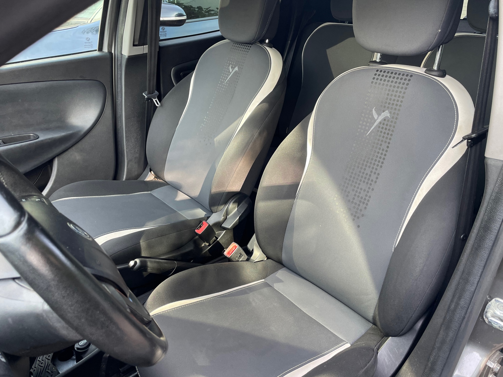 Foto van Lancia Ypsilon