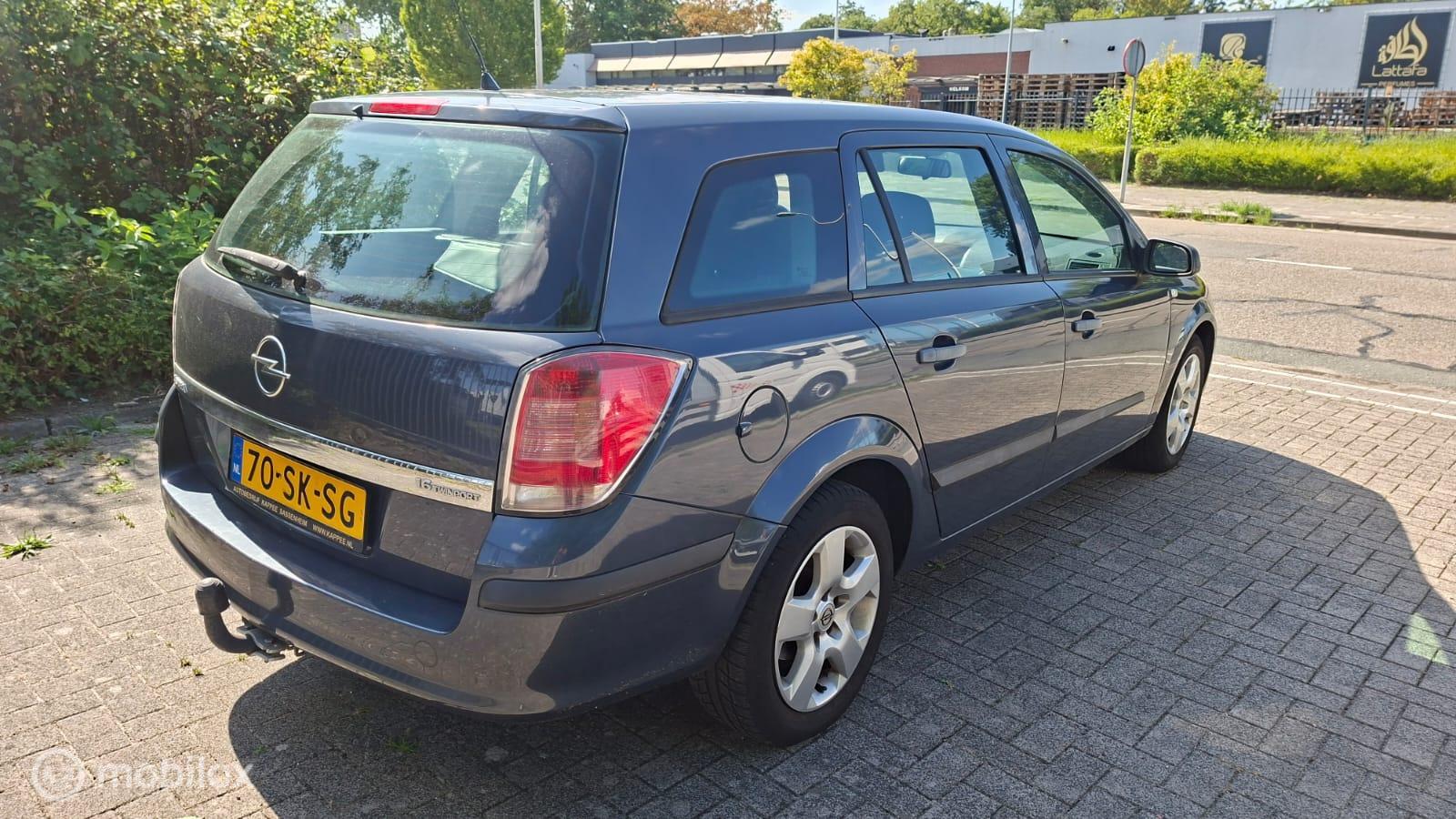 Foto van Opel Astra Station Wagon
