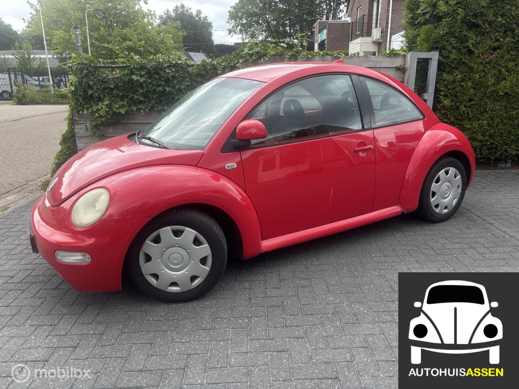 Volkswagen New Beetle 2.0 (116pk) Airco / Apk 11-2026 2000 - voorkant