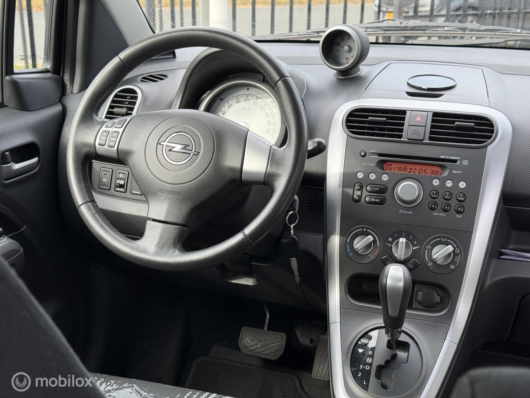 Foto van Opel Agila