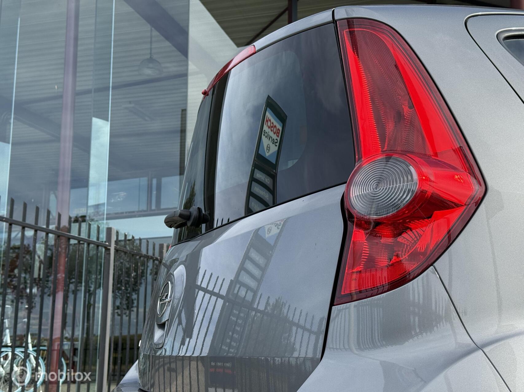 Foto van Opel Agila