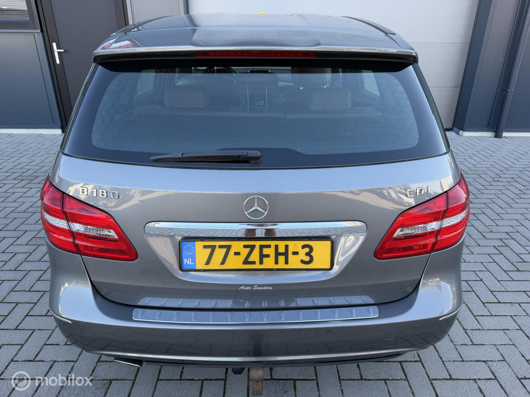 Foto van Mercedes-Benz B 180 CDI
