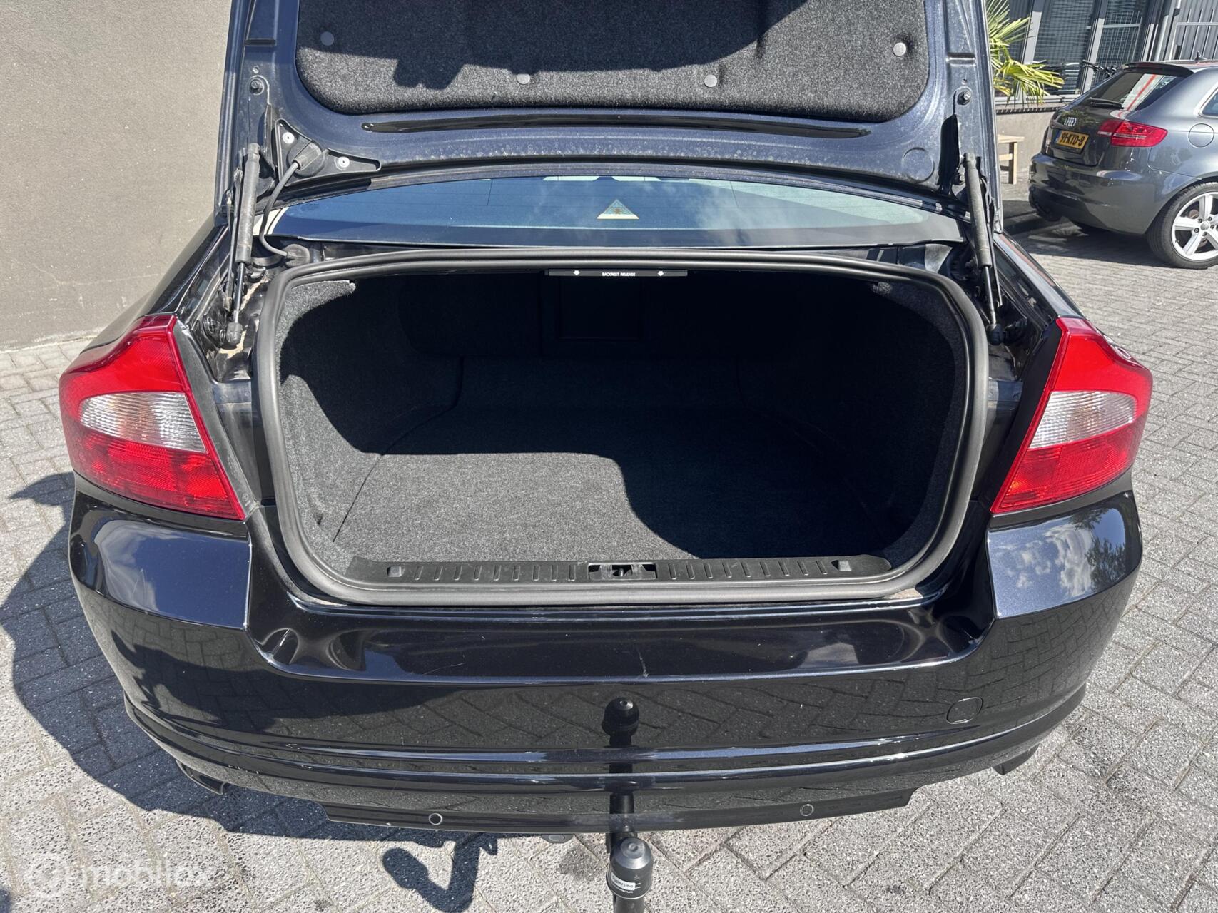 Foto van Volvo S80