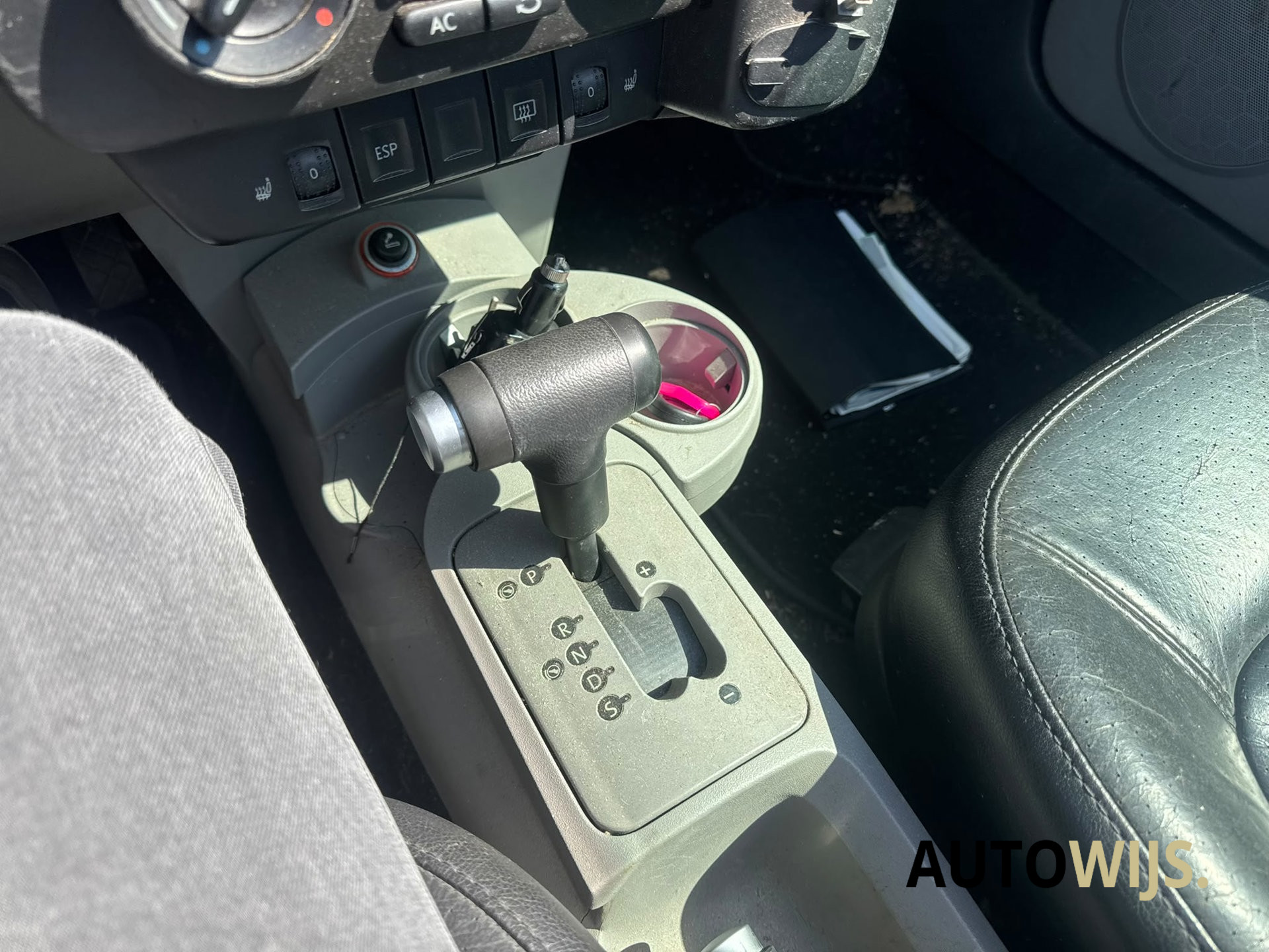 Foto van Volkswagen New Beetle Cabriolet