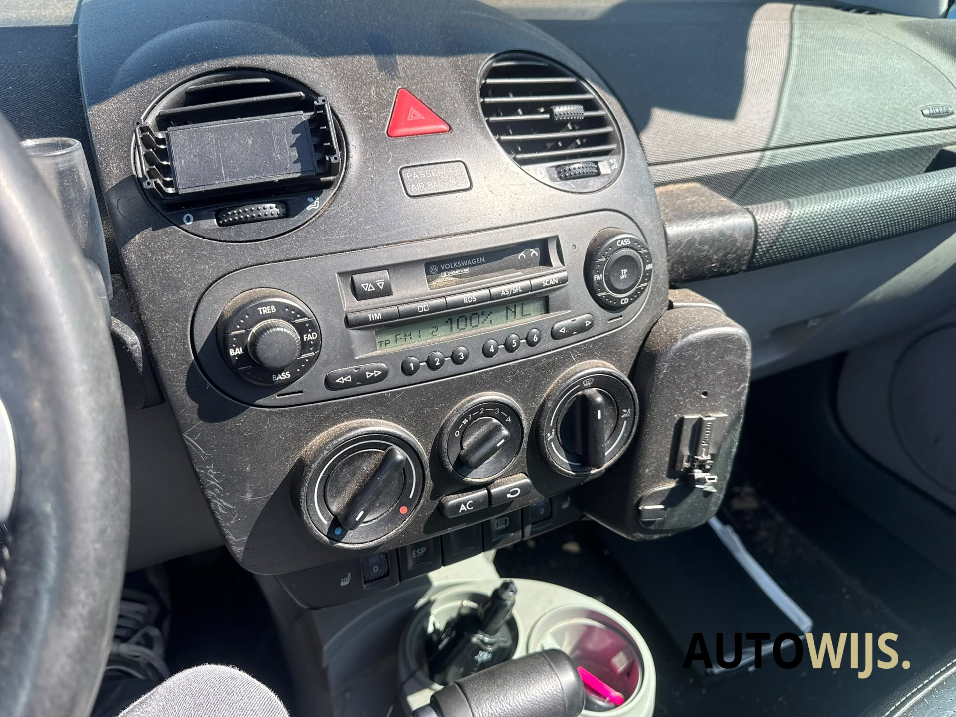 Foto van Volkswagen New Beetle Cabriolet