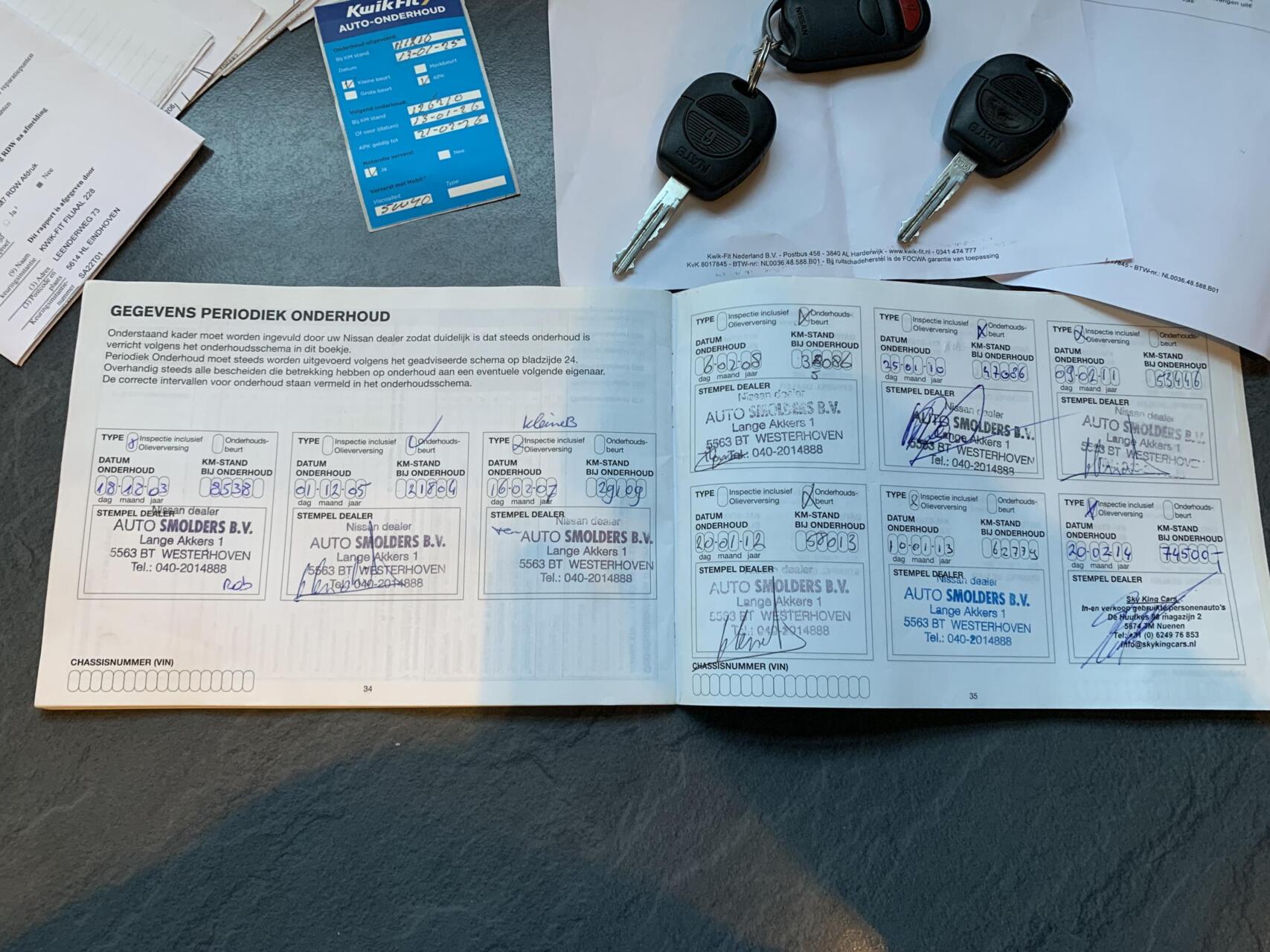 Foto van Nissan Almera Tino