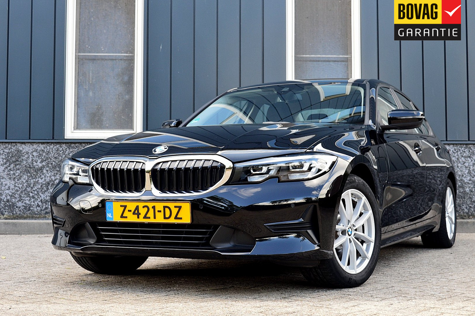 BMW 330e 330e High Executive 2020 - voorkant