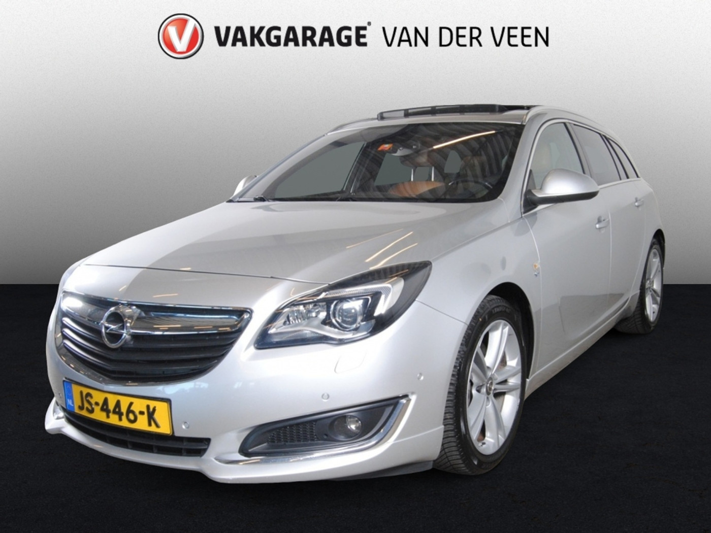 Opel Insignia Sports Tourer SW 2.0 T Innovation | Carplay | Trekhaak | Pano | Bose | 250 PK 2016 - voorkant
