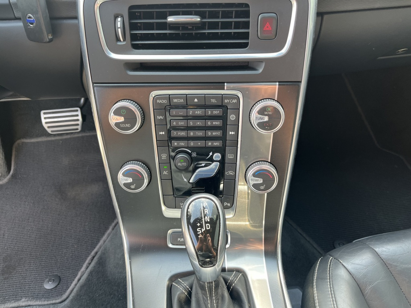 Foto van Volvo V60 Plug In Hybrid