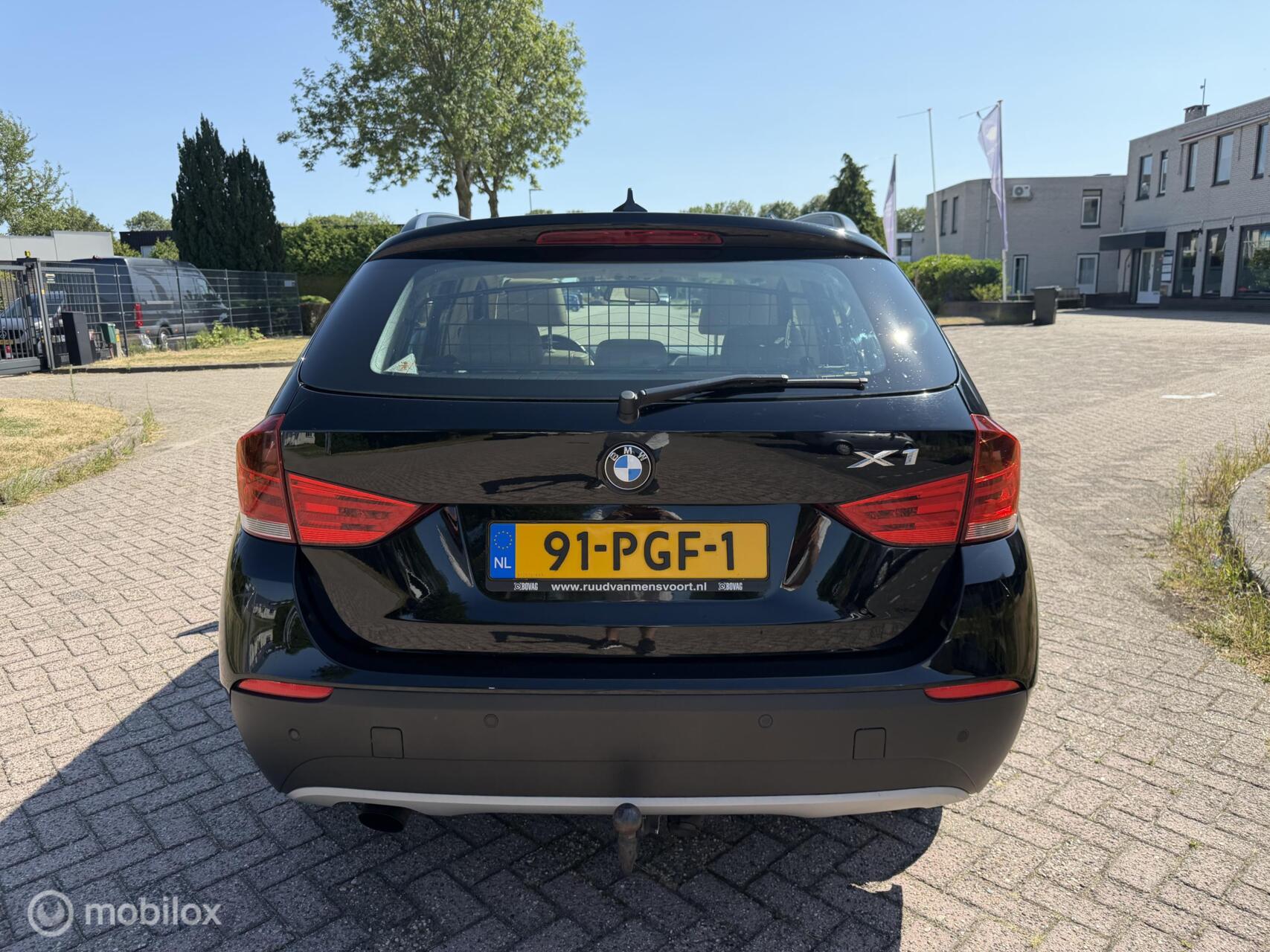 Foto van BMW X1 sDrive 18i