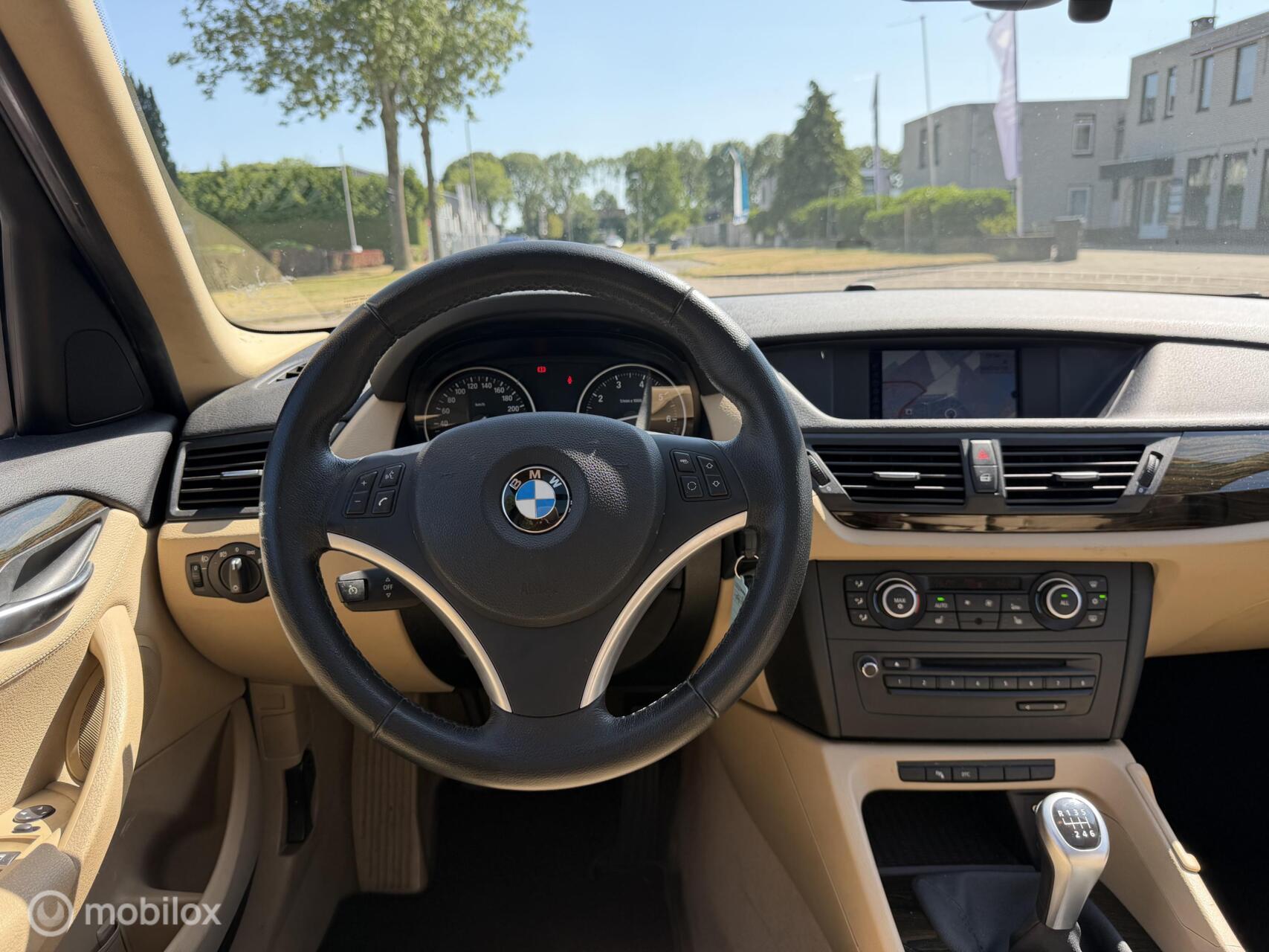 Foto van BMW X1 sDrive 18i
