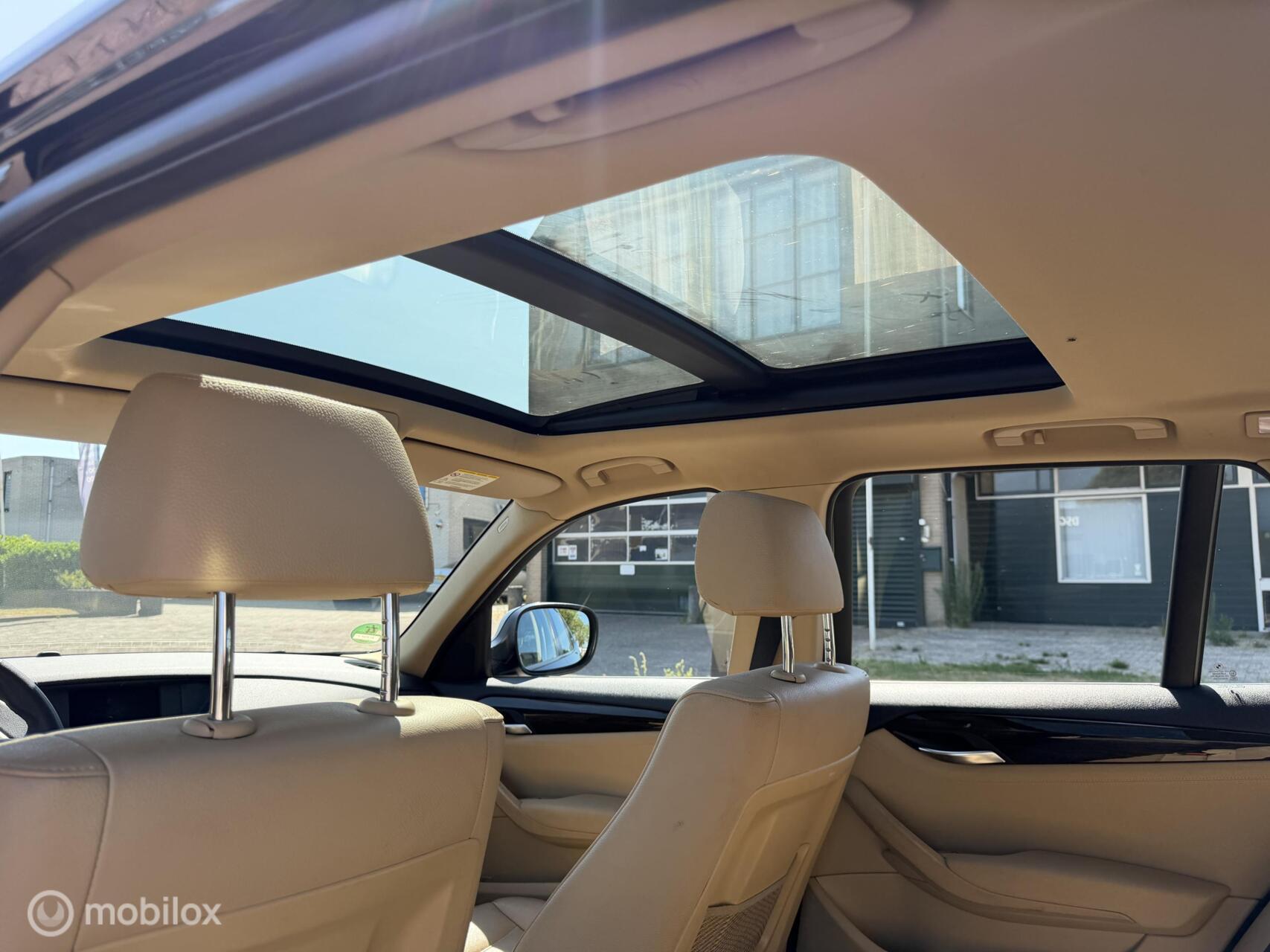 Foto van BMW X1 sDrive 18i