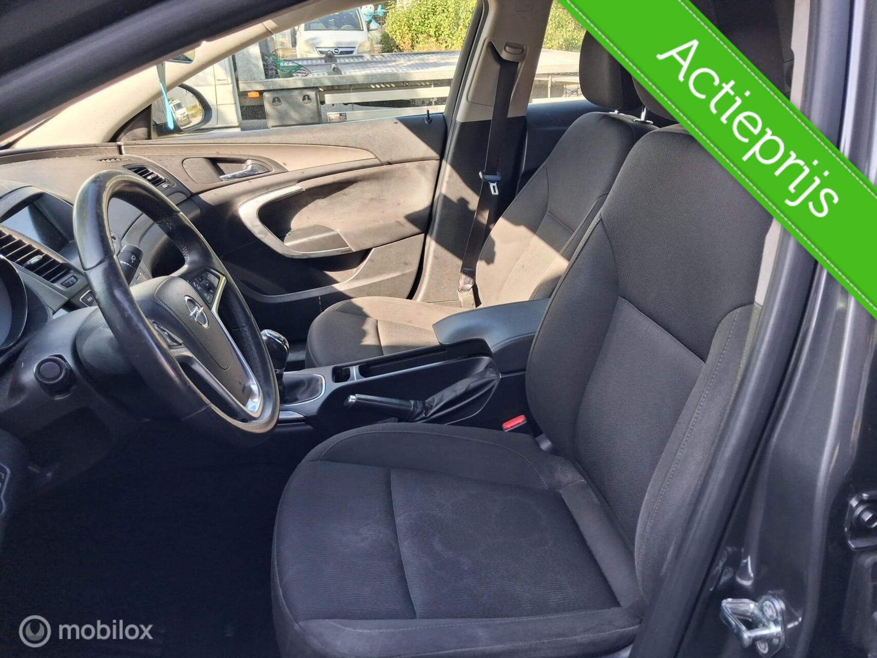 Foto van Opel Insignia Limousine HB