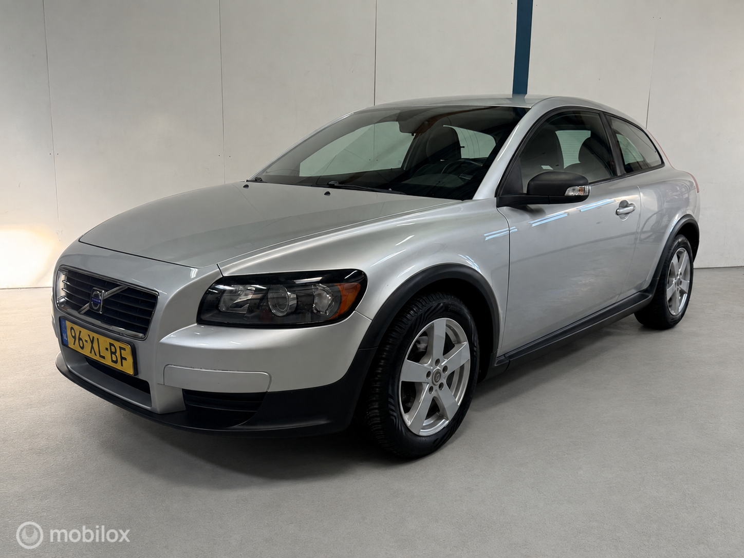 Volvo C30 1.6 Momentum 2007 - voorkant