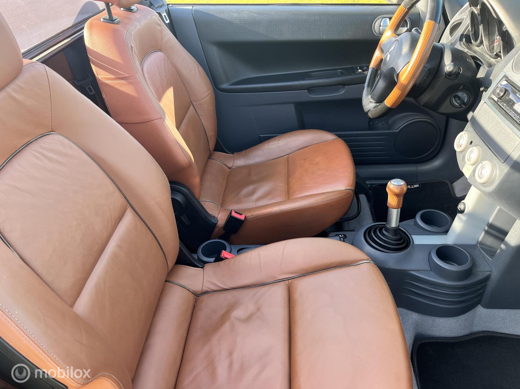 Foto van Mitsubishi Mitsubishi Colt