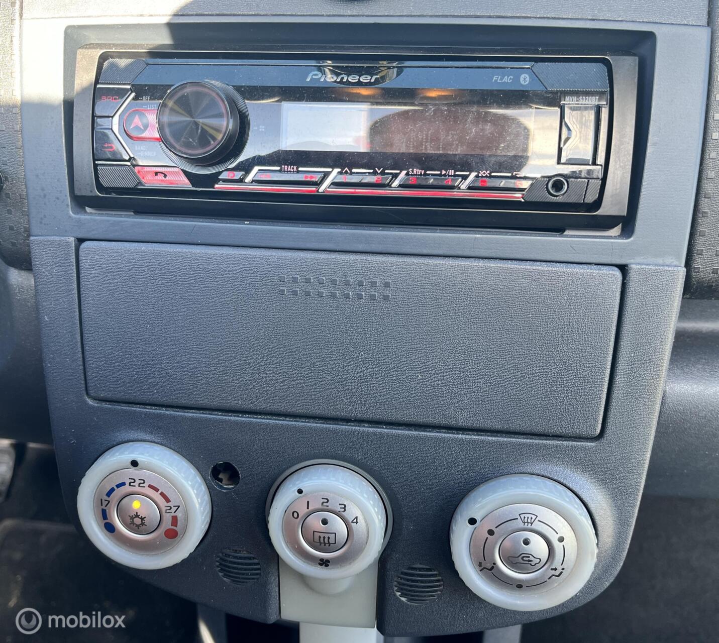 Foto van Mitsubishi Mitsubishi Colt