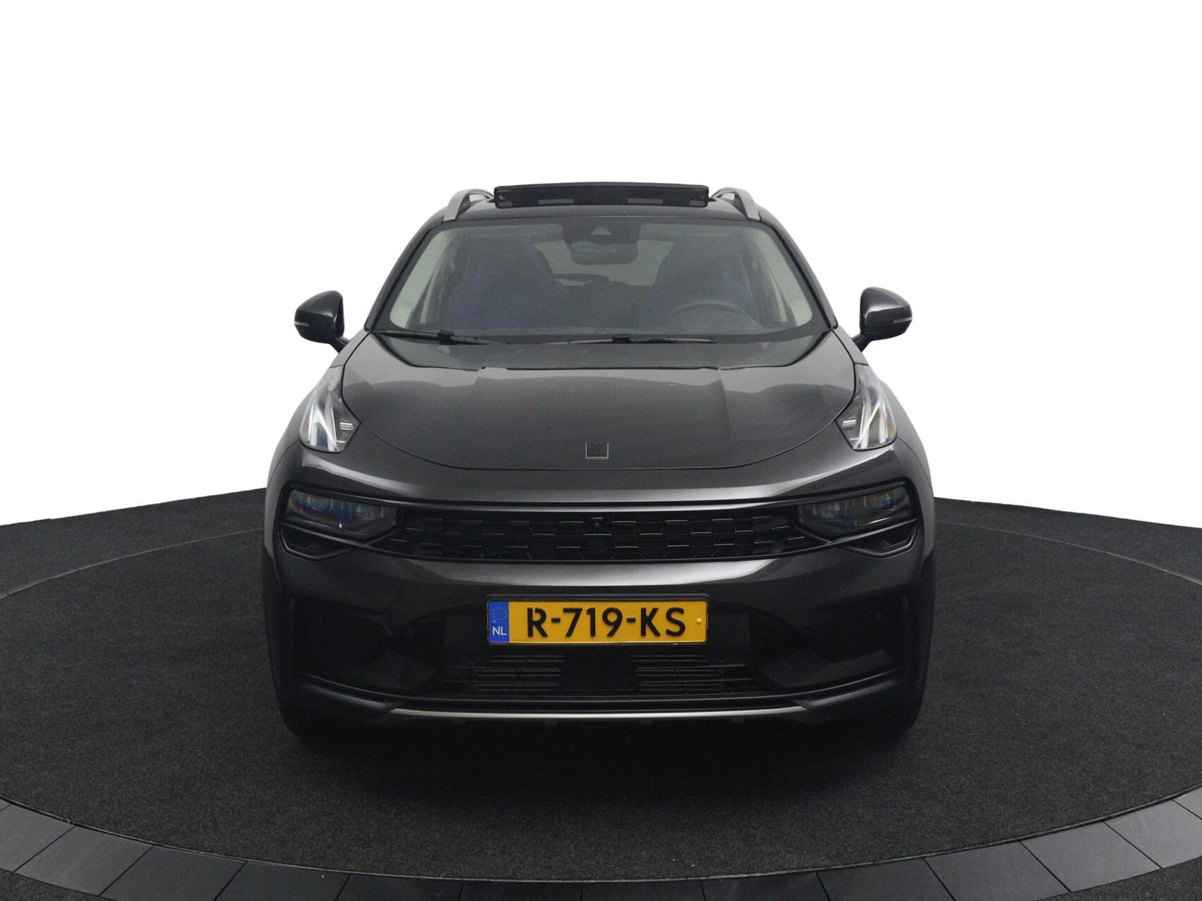 Foto van Lynk&co LYNK & Co 01