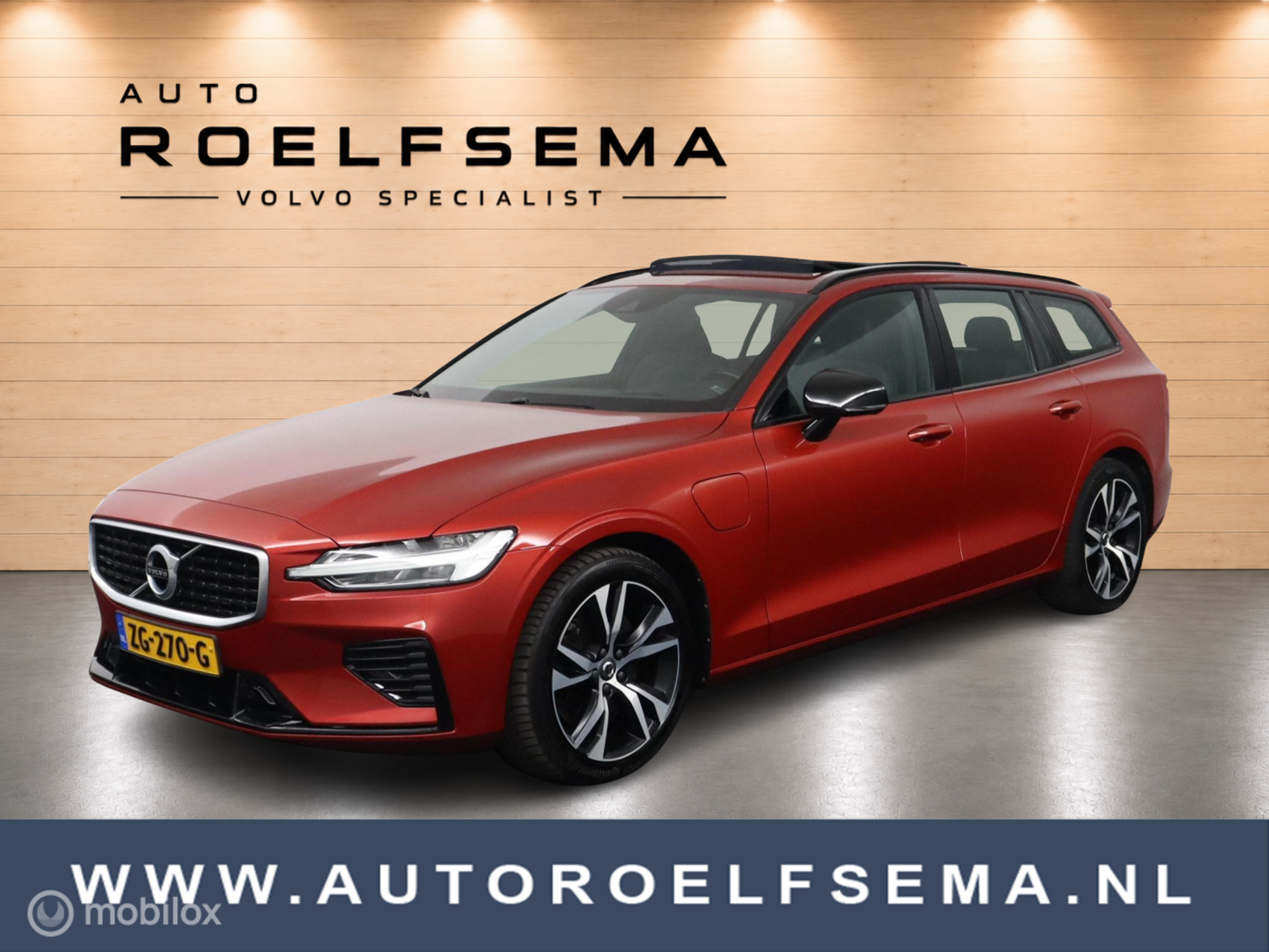 Volvo V60 T8 Twin Engine 2.0 T8 Twin Engine AWD R-Design |Head Up | Adaptive Cruise | Keyless | Camera | BLISS | Verwarmbare voorstoelen | Trekhaak 2019 - voorkant