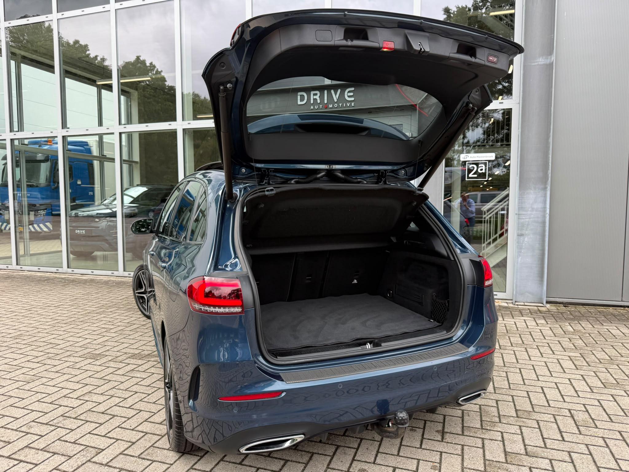 Foto van Mercedes-Benz B 200
