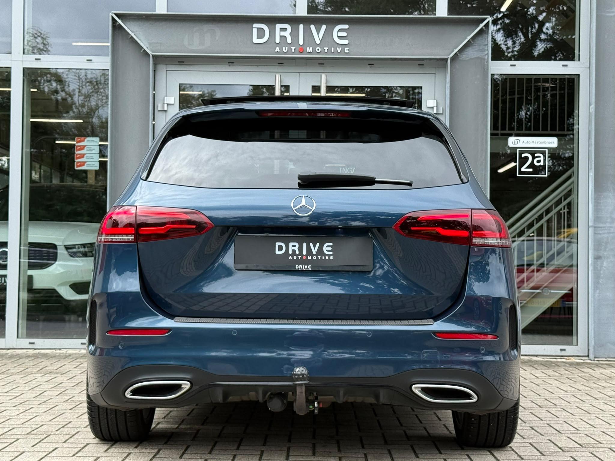 Foto van Mercedes-Benz B 200