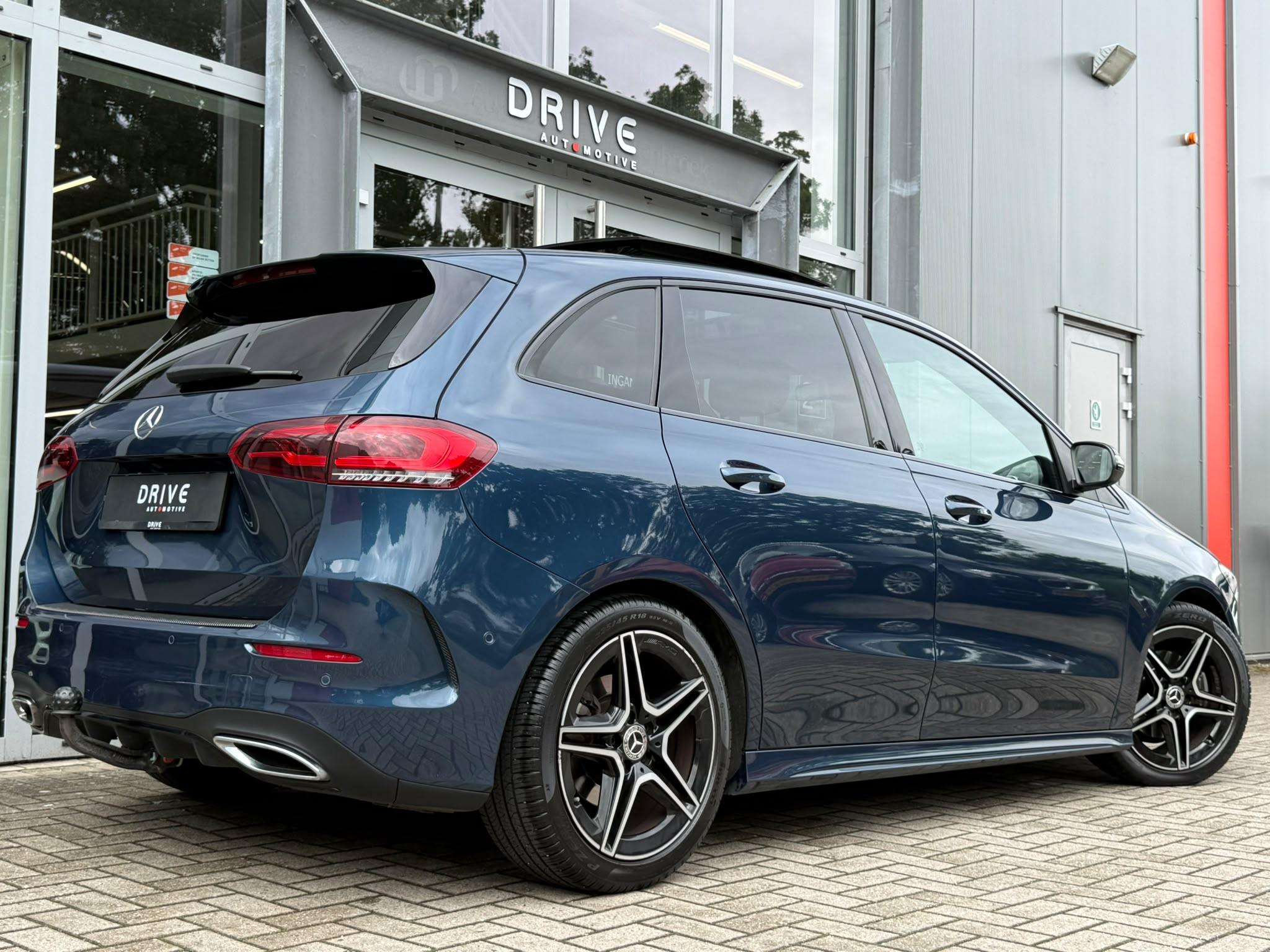Foto van Mercedes-Benz B 200