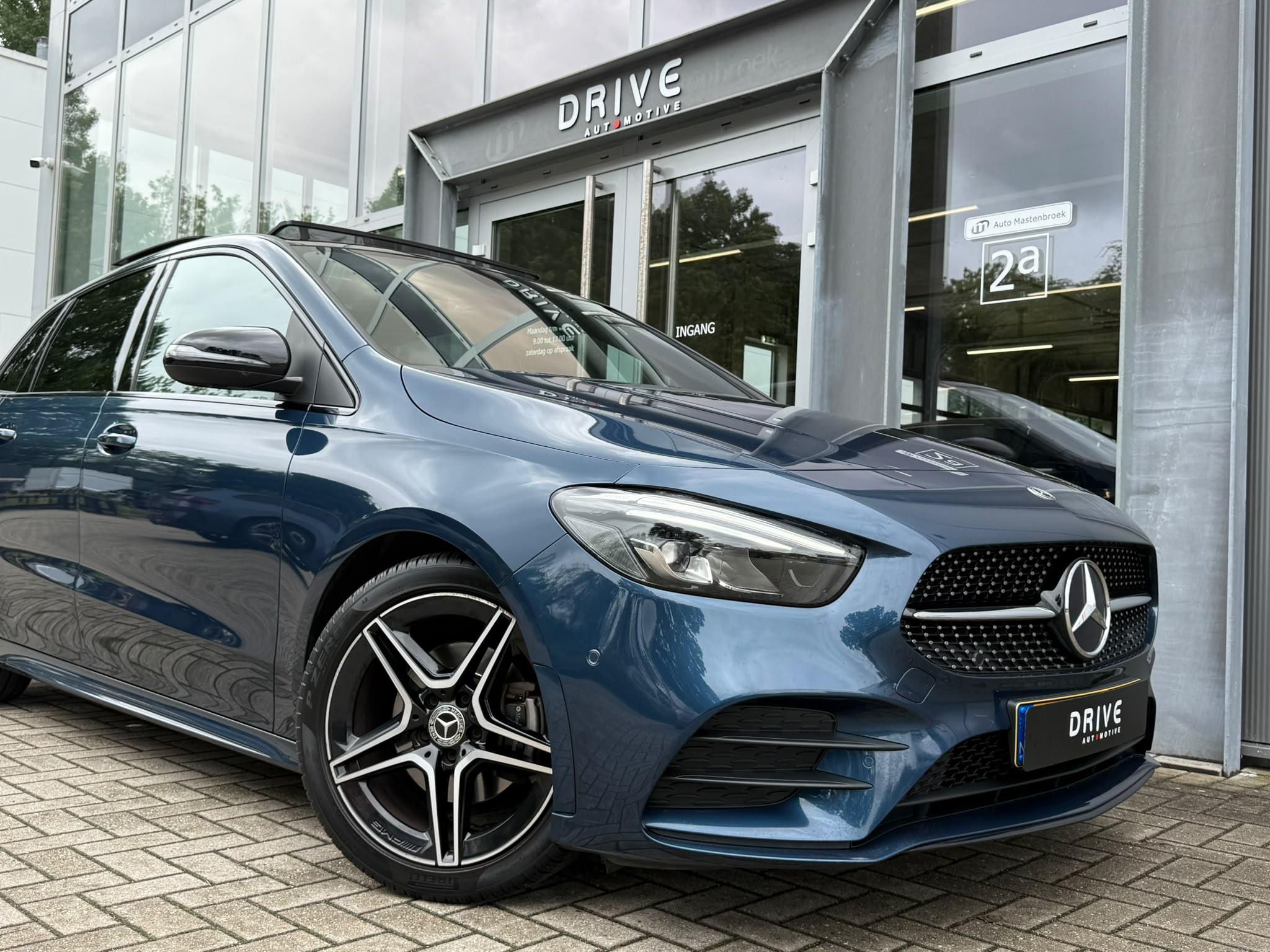 Foto van Mercedes-Benz B 200