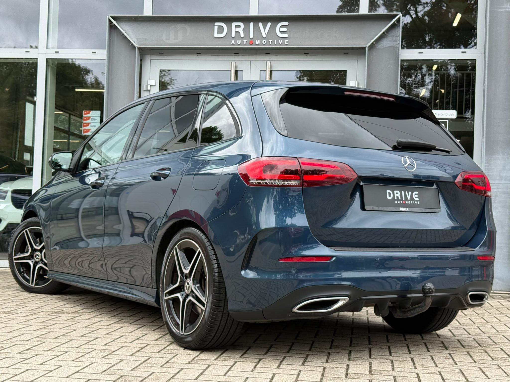 Foto van Mercedes-Benz B 200