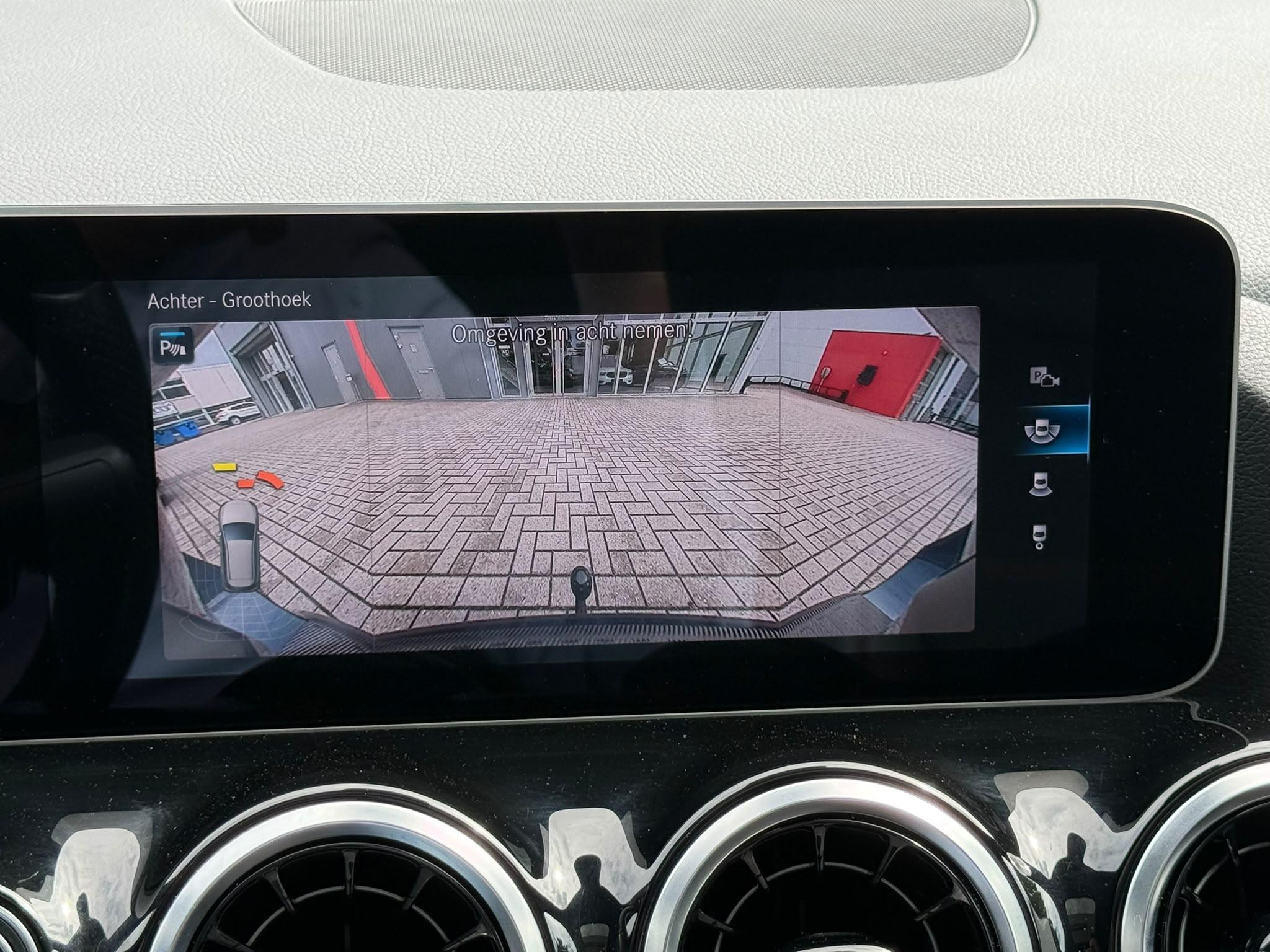 Foto van Mercedes-Benz B 200