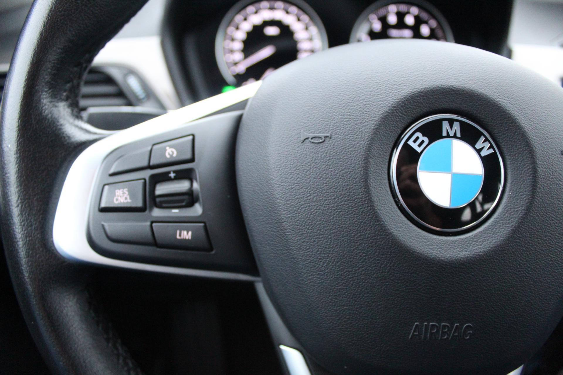 Foto van BMW X1 Sdrive20i