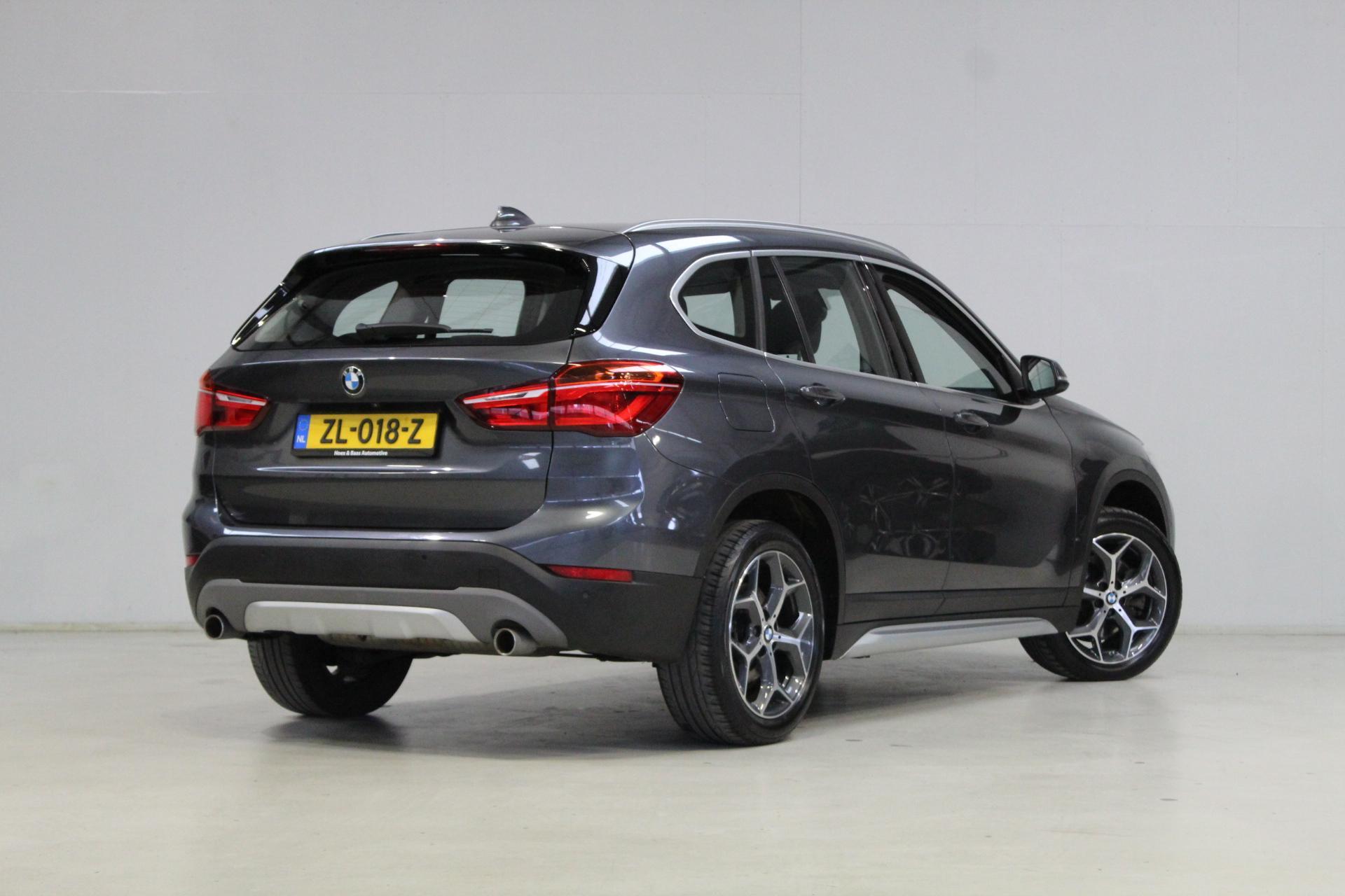 Foto van BMW X1 Sdrive20i