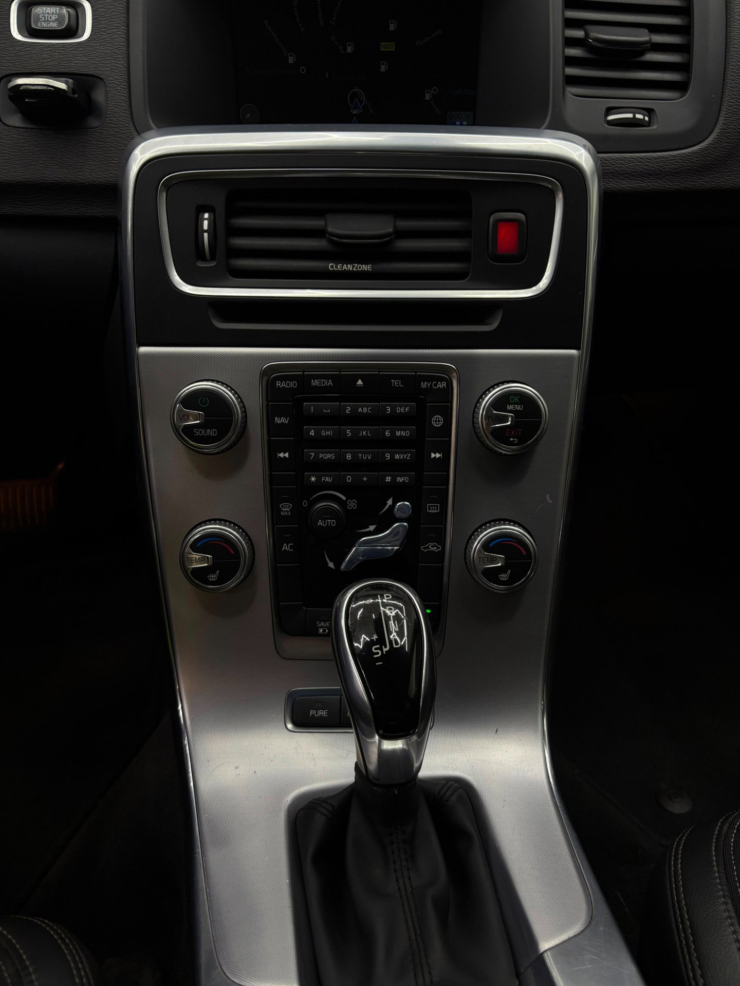 Foto van Volvo V60 Twin Engine