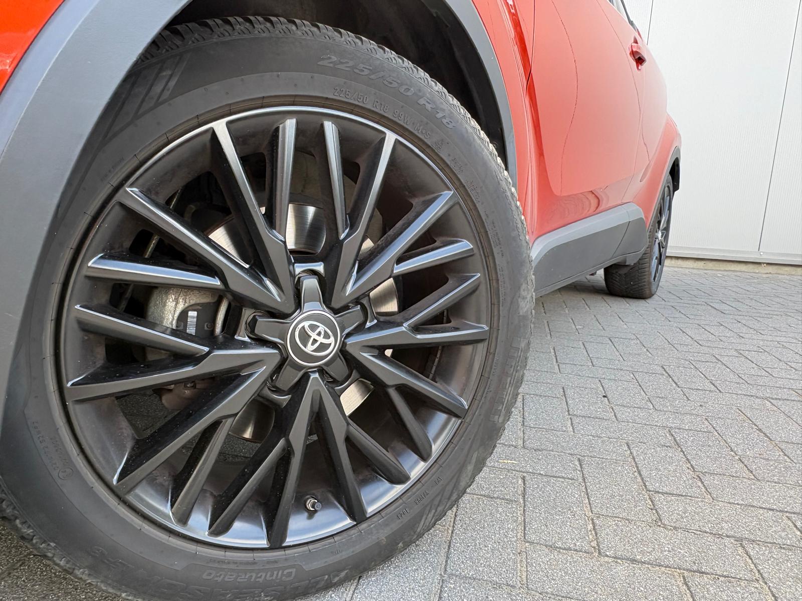 Foto van Toyota Toyota C-hr