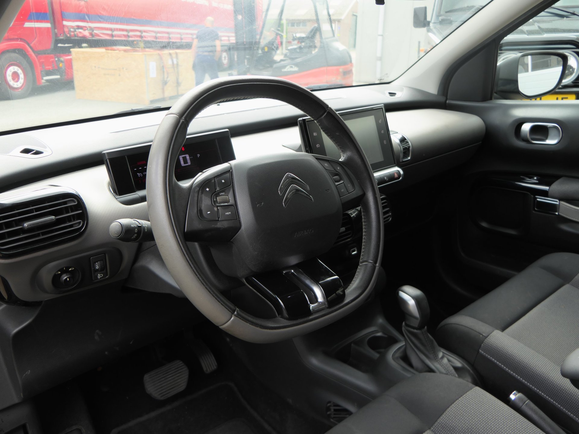 Foto van Citroen C4 Cactus