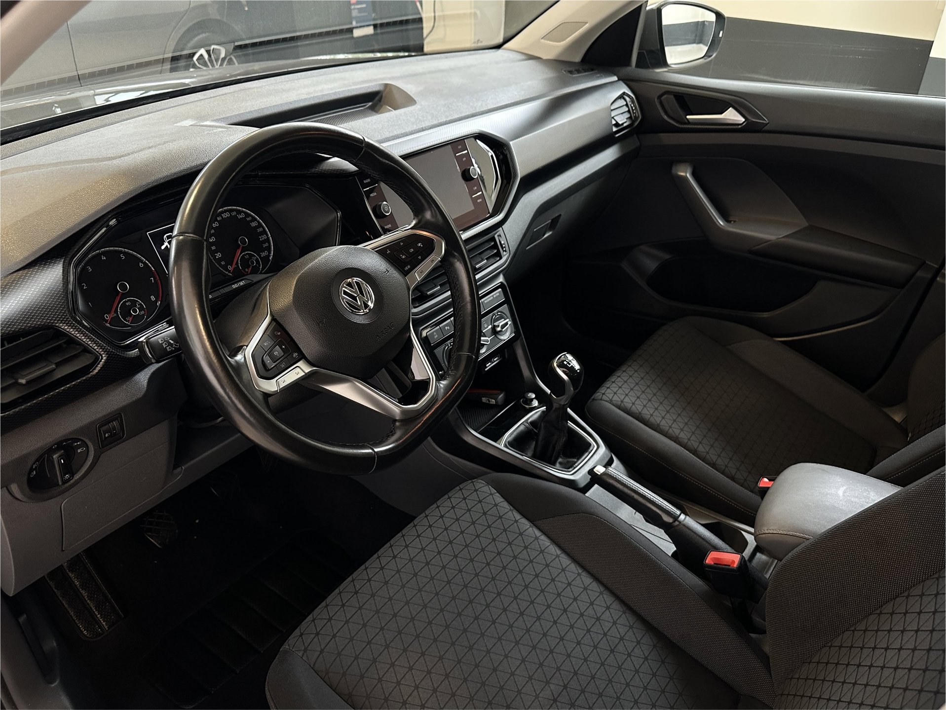 Foto van Volkswagen T-cross