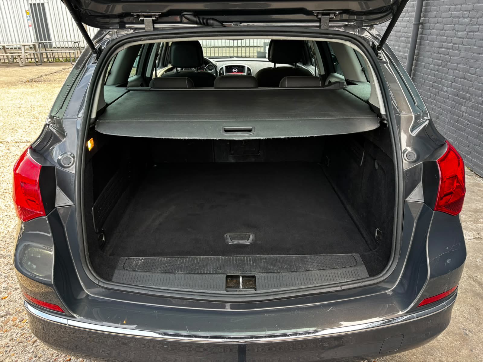 Foto van Opel Astra Sports Tourer