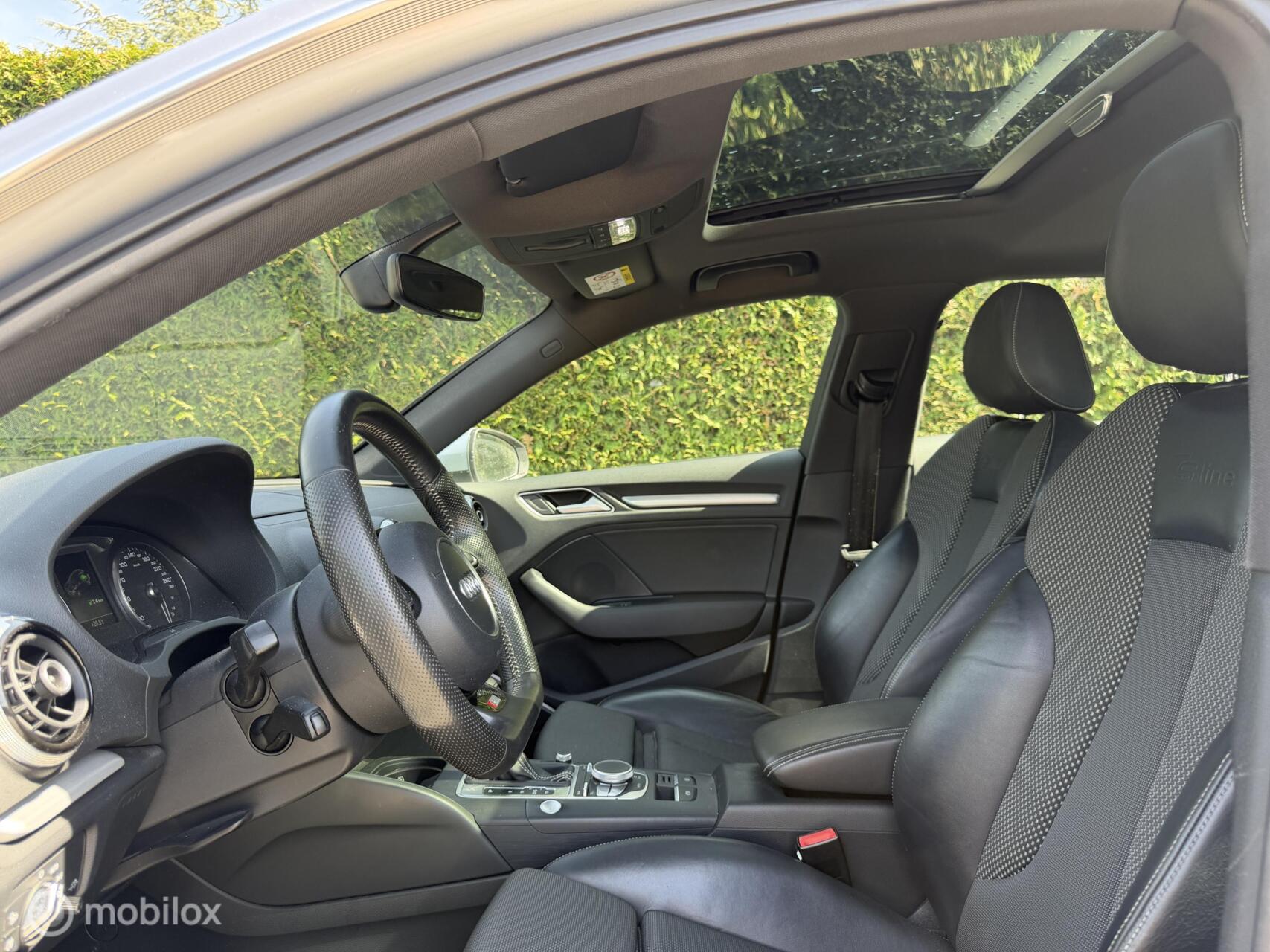 Foto van Audi A3 Sportback E-tron