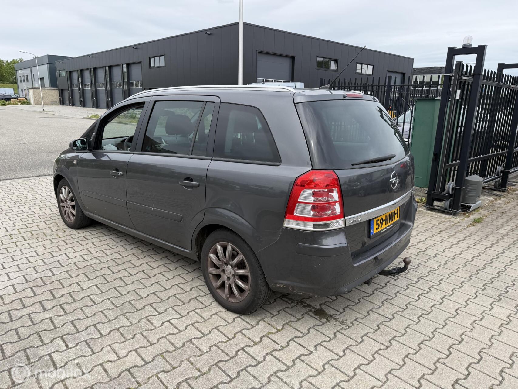 Foto van Opel Zafira