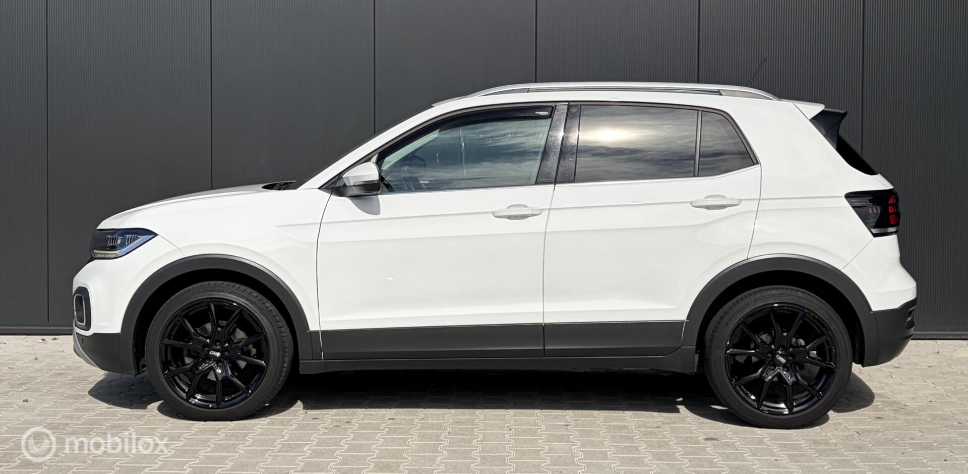Foto van Volkswagen T-cross