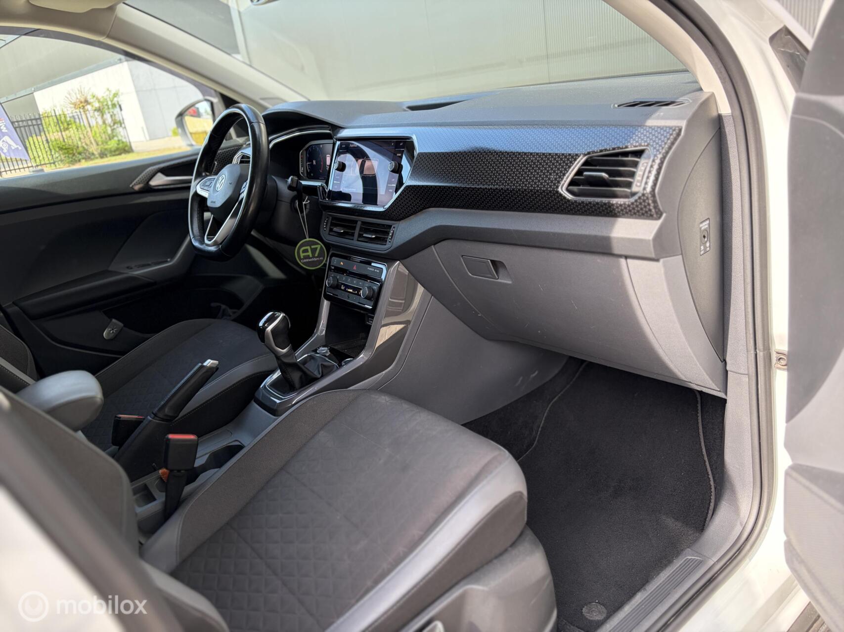 Foto van Volkswagen T-cross