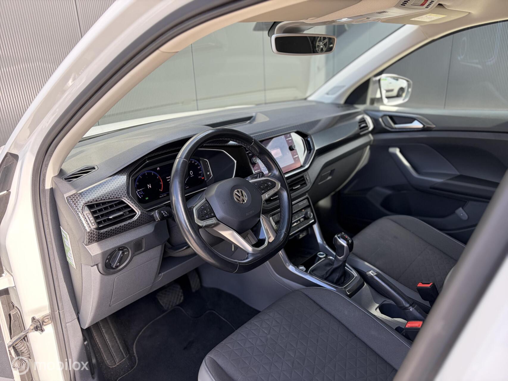 Foto van Volkswagen T-cross